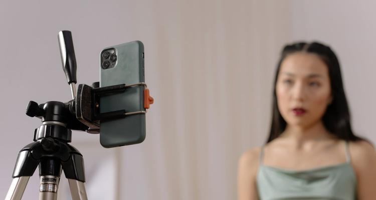 抖音直播带货靠谱吗？如何辨别直播商品的真伪？