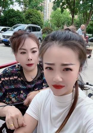 俺婆婆抖音舞蹈剪辑版怎么弄